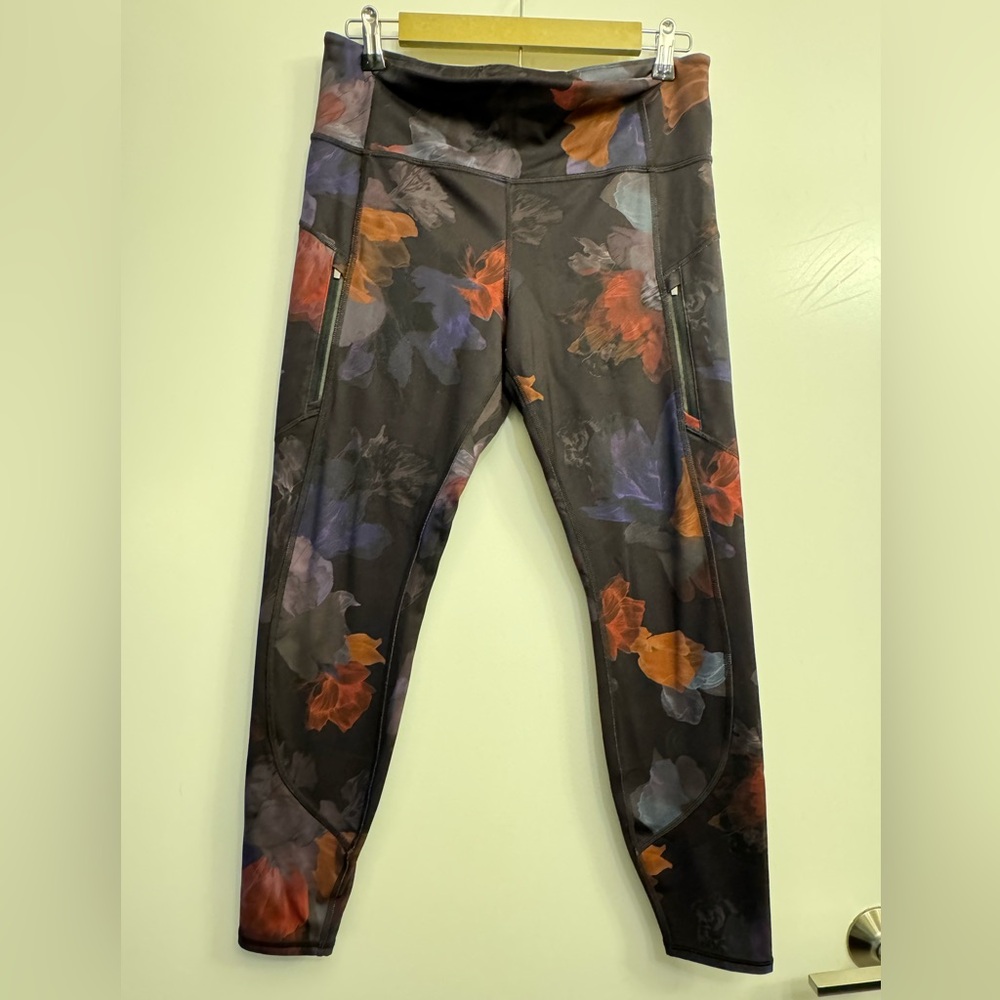 Athleta Rainier Printed Tight Size Large